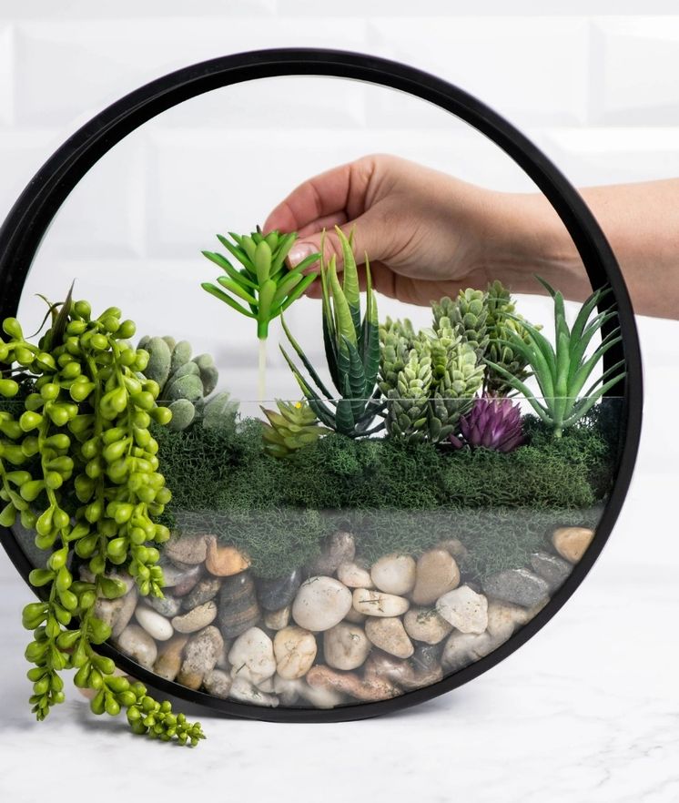 The adults and crafts crate The adults and crafts crate