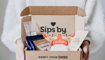 Image of Gift Boxes for Your Girlfriend That Feel Personalized to Her