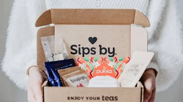 Image of Gift Boxes for Your Girlfriend That Feel Personalized to Her