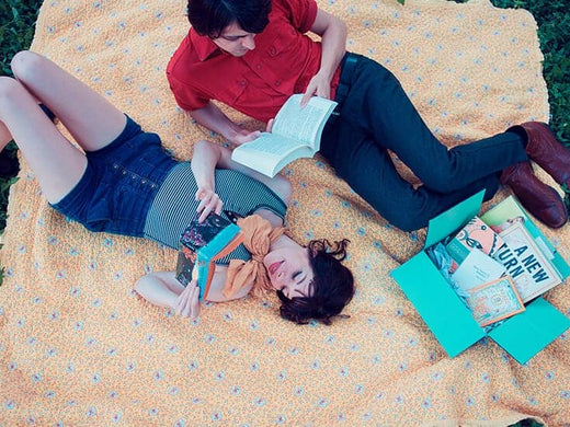 fall in love with romance book subscription boxes