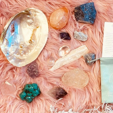 healing crystal subscription boxes: unbox monthly magic & joy