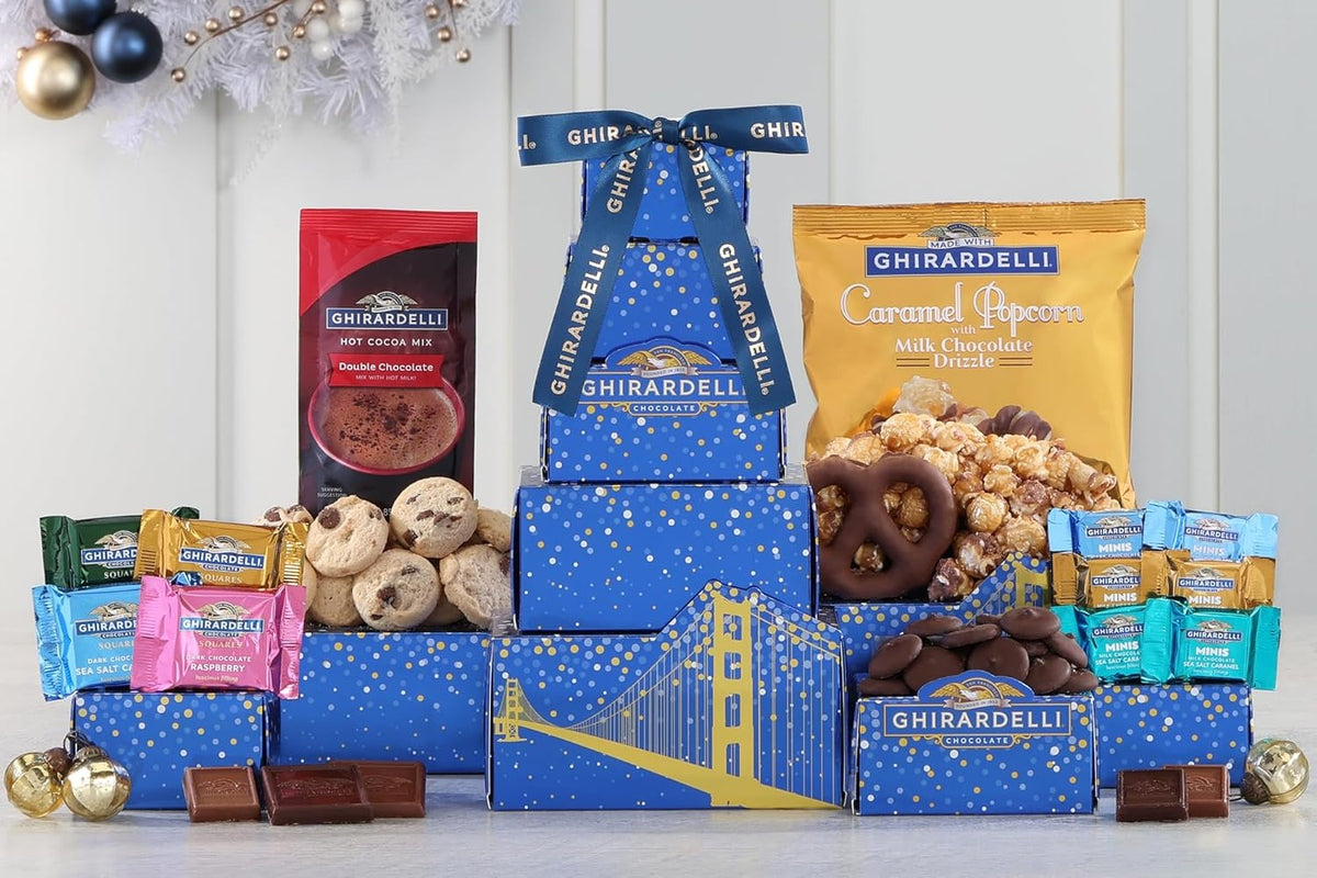 Breevello Christmas Snack Box