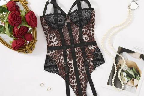 These pieces can be worn in the bedroom with nothing else on, or dressed up for a night out.
Versatile.

100% cotton lining.

All inclusive.