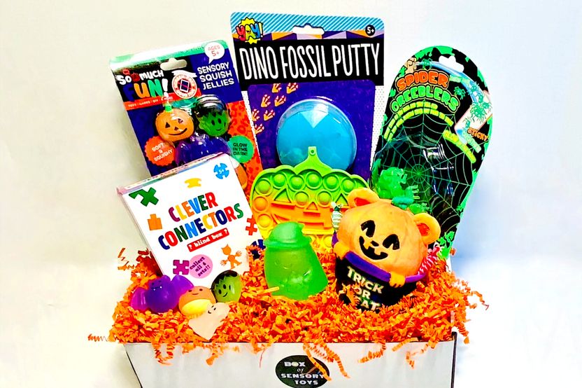 Halloween Fidget Box
• Spider Creeblers
• Ghost Bubble Pop
• Top Trenz plush
• Pumpkin Bubble Pop 
• Sugar squish
•Clever connectors
•Mochis