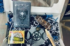 Example of a November 2024 Subscription Box. Every Box Comes with a Tarot Or Oracle deck Along with 5 Metaphysical Mystery Gifts