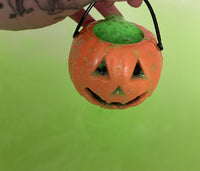 Pumpkin pail bath bomb