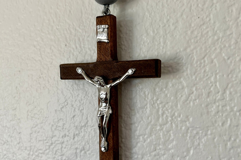 Farmhouse white Wall Rosary 10”