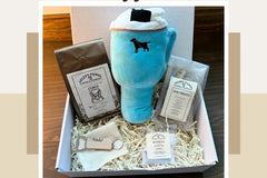 Brews for Rescues - Coffee & Pet Box
One 12oz bag of coffee
One Large bag pet treats
One Pet Toy
One Surprse Gift for the human