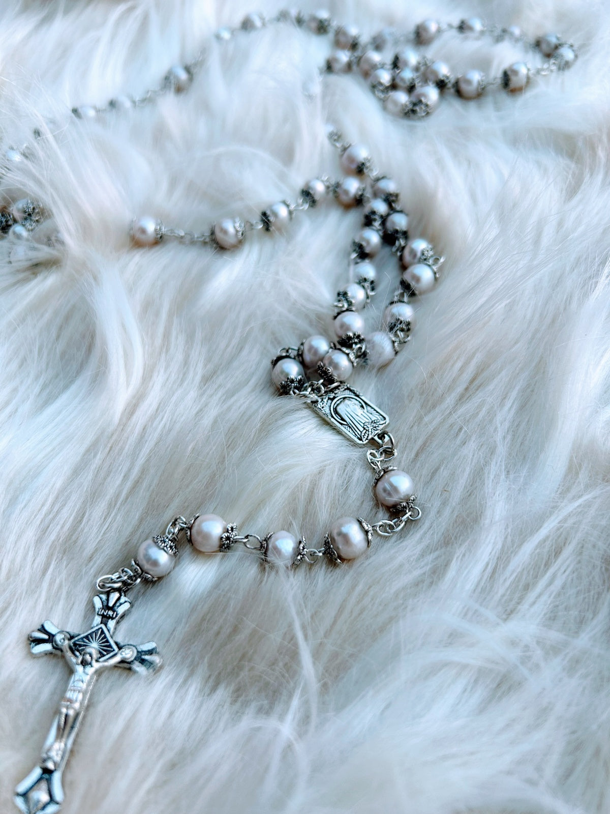 Natural Freshwater Pearl rosary