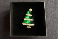 Each month, you will receive two brooches that correspond to the festivals of that month.Such as christmas tree,reindeer booch for christmas