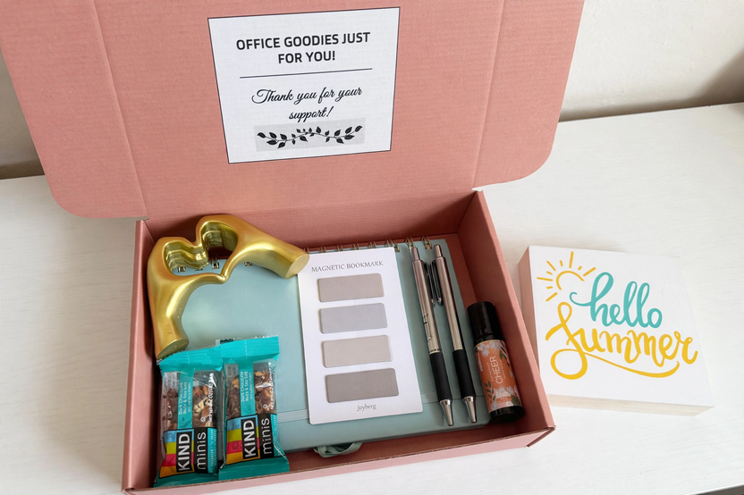Doodle Delight Stationary Box