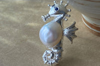 Baroque pearls reject being ordinary. Each one is born unique, a natural masterpiece shaped by the sea. No two are ever identical.That's why