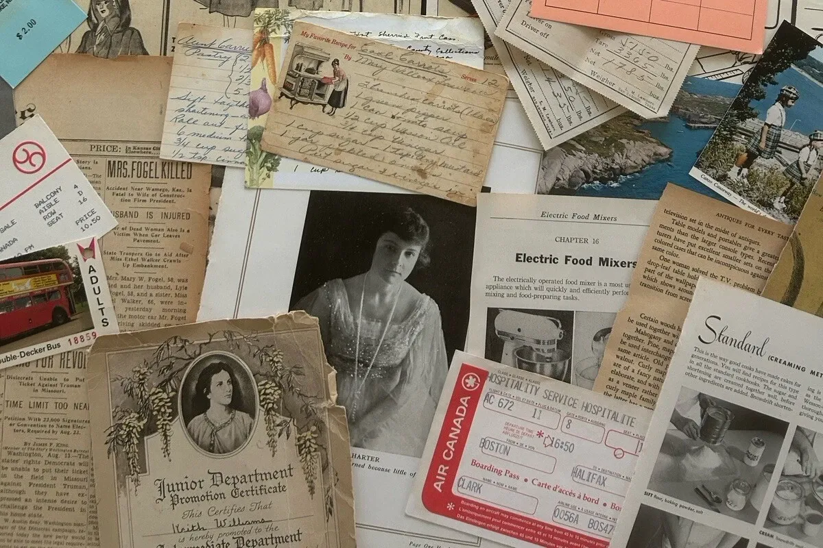 Monthly Vintage Ephemera Box (Medium)