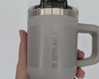 Stanley water cup FREE SHIPPING