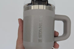 Stanley water cup FREE SHIPPING