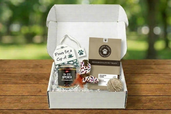 Paws for A Cause - Cat Box includes:
Two cat toys
One Large bag pet treats
One Lagniappe gift for the human  