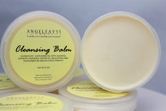 This simple cleansing balm is perfect for taking off makeup (including waterproof mascara and eyeliner) or giving your skin a deep cleanse.