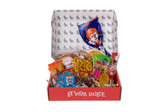 Image of Mexicrate Mediana Box and candy.