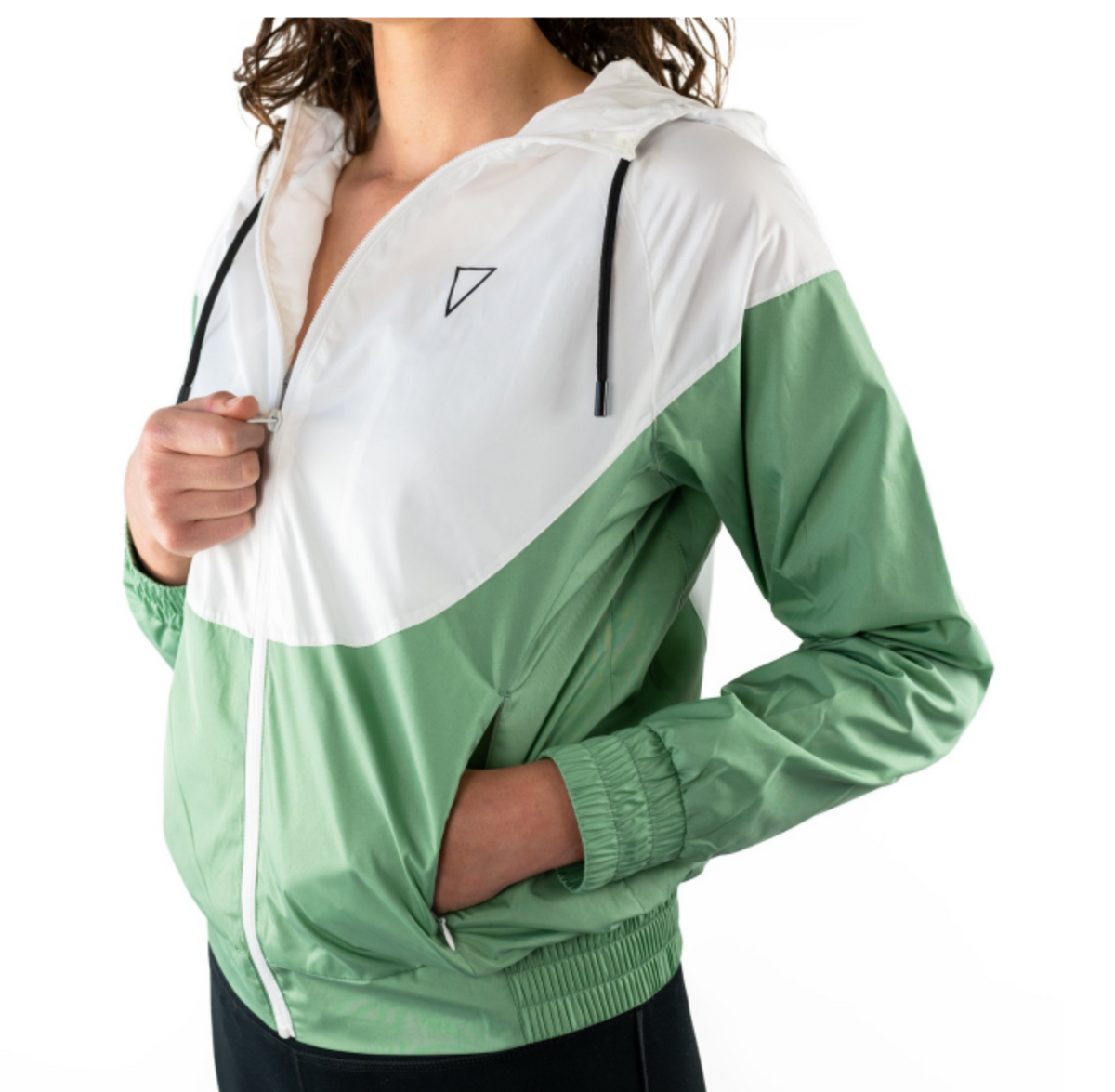 [DAE ACTIVEWEAR] PATHFINDER WINDBREAKER