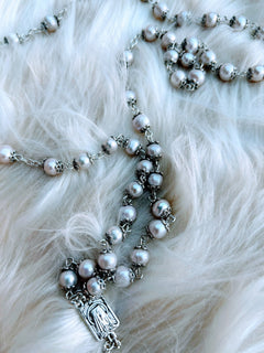 Natural Freshwater Pearl rosary