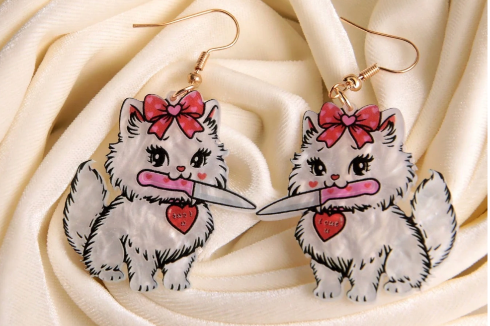         Start with our KITTEN box - then choose from 30 additional box themes for future months!  Modern Cat themed products!