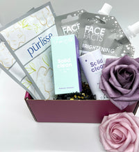 ✨ Glow and Glitter ✨ Skincare Set, Retail Value $44