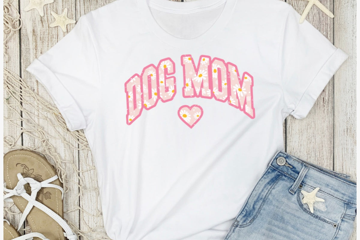 Trendy Dog Mom T-Shirt Club