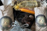 This Full Moon Box is the Harvest Moon offering & includes seasonal botanicals, a labyrinth, Ritual Bath Blend, Anointing Oils, and more!