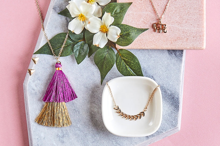 Jewelry Addict Mystery Bundle (8 Trending Jewelry Sets)