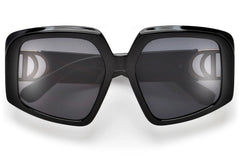 Fashion sunglasses are a stylish accessory that can add a touch of glamour and sophistication to any outfit.