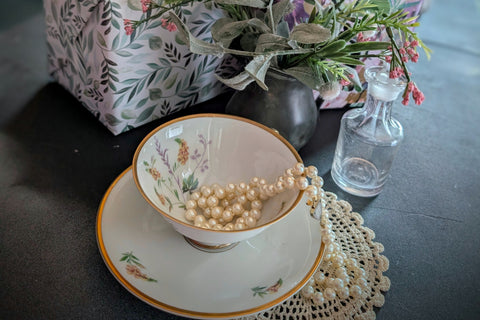 Mini Vintage Vault - Curated Vintage Treasures Delivered to Your Door