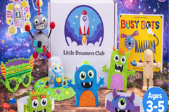 Branded image of the Little Dreamers Club Aliens, Monsters, & Robots Craft Box and select crafts included in the box for ages 3-5.
