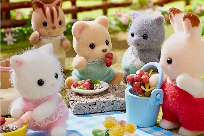 Our Furry Friends Woodland Box will delight Animal Lovers of Any Age!  You will want to get your paws on these cute cuddly animals!