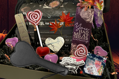 Dark Romance Book Box by Dark Romance Crates, the leading dark romance book box service for dark romance, dark fantasy, erotic horror