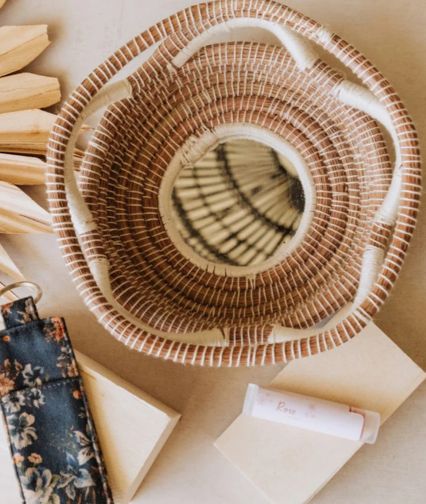 Artisan and handcrafted subscription boxes