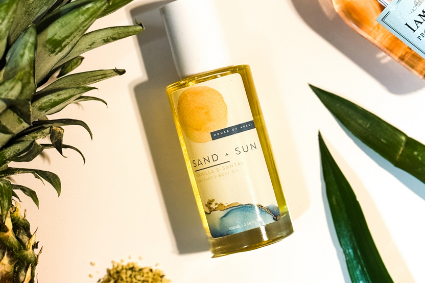 house of akasi body oil, dry oil for the body, not too oily body oil, and candles and wax melts. These are included in the box from time to 