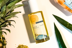 house of akasi body oil, dry oil for the body, not too oily body oil, and candles and wax melts. These are included in the box from time to 