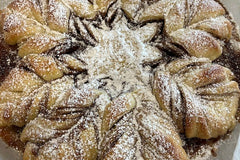 Sourdough Star made with the same starter you will receive in your initial box. This recipe was filled with a cinnamon, sugar, and butter. 