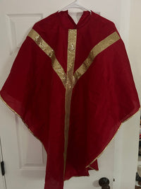 Kids play Chasuble