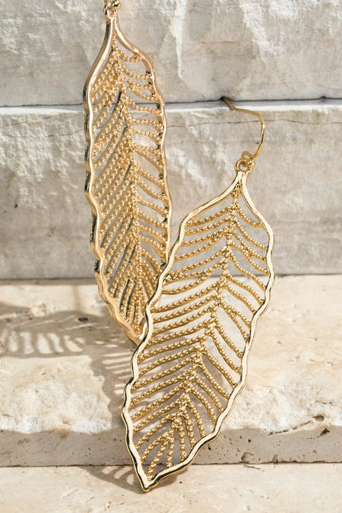Beautiful leaf antiqued metal filigree earrings- gold