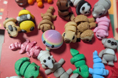 12 piece 3d figures