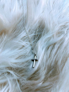 Simple silver Cross necklace (w/ 20 inch chain)