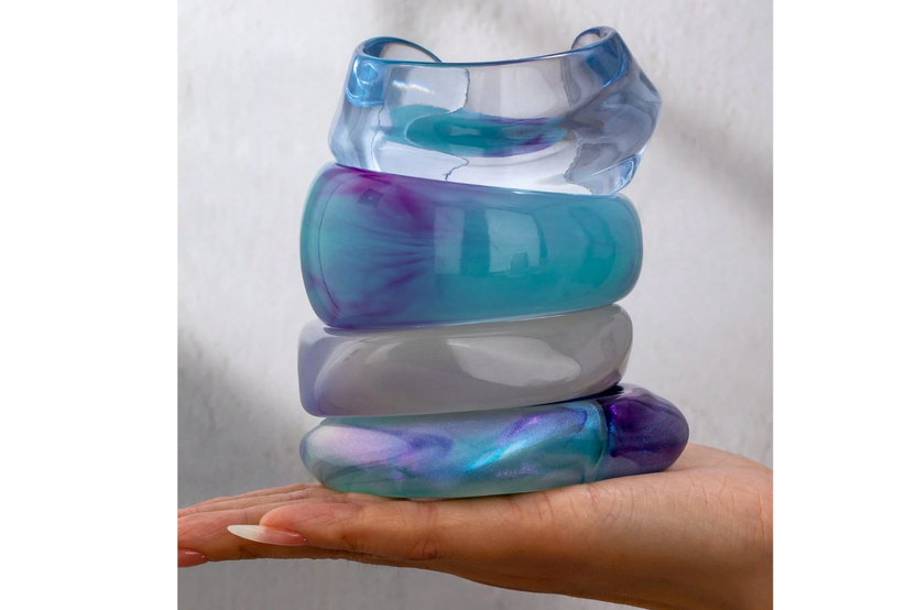 If you LOVE the Purple & Green Oceanic vibe - you will LOVE your box!  Many of the items in your Box will be a surprise!  