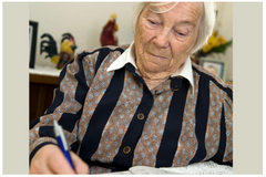 A Grand Smile: Monthly box of luxury gifts, treats and items essential for daily elderly living. Helping you send love and show care to the special senior in your life.