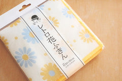 Discover the charm of Japan with our monthly subscription box, featuring authentic Japanese snacks, unique gifts, and cultural treasures.