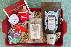 Paws for A Cause - Cat Box includes:
Two cat toys
One Large bag pet treats
One Lagniappe gift for the human  
