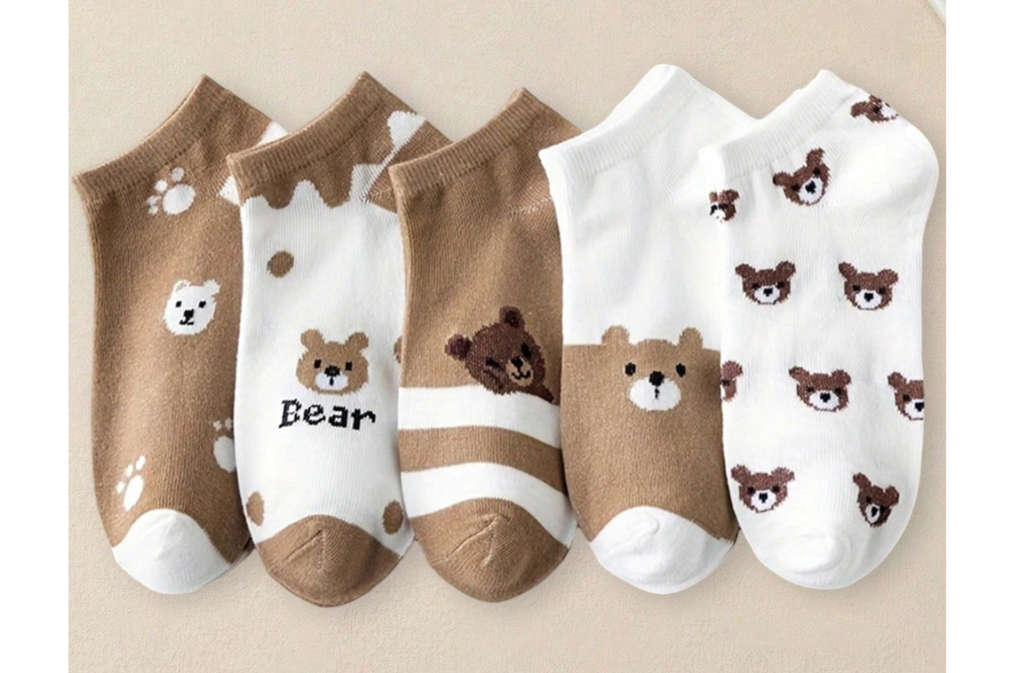 ur Furry Friends Woodland Box will delight Animal Lovers of Any Age!  You will want to get your paws on these cute cuddly animals!