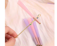 The 420 Box features 8 to 10 retro chic smoking accessories for modern women.  Everything from papers to home decor.