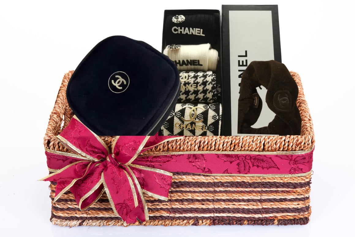 12 Days of Christmas VIP Gift Box - Exclusive Holiday Collection