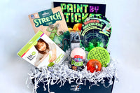 Halloween VIP Box 
• Halloween Stickers Book 
• Magna Pop Art
• Twiddle Toy
• Stretch Lizard
• Spider Creeblers
• Gooey. Squish Ball